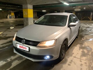 2012 Volkswagen Jetta VI, серебристый, 830000 рублей, вид 1