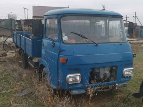 1992 Avior V90, синий, 140000 рублей, вид 1