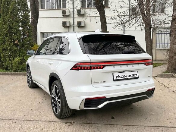 2026 Geely Monjaro I Рестайлинг, белый, 4954990 рублей - вид 7