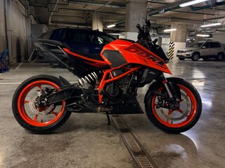 KTM 390 Duke