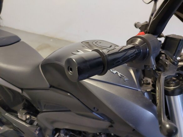 2021 Bajaj Dominar 400, чёрный, 350000 рублей - вид 13