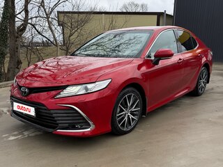 2021 Toyota Camry VIII (XV70) Рестайлинг, красный, 3150000 рублей, вид 1