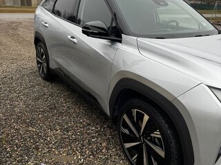 2024 Geely Atlas II, серебристый, 3400000 рублей, вид 4