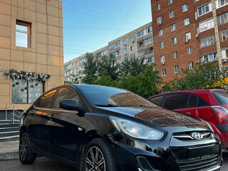 2011 Hyundai Solaris I, чёрный, 500000 рублей, вид 2