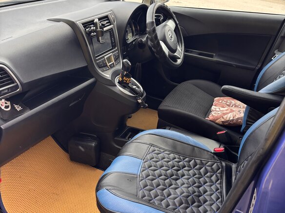 2011 Toyota Ractis II, синий, 815000 рублей - вид 4
