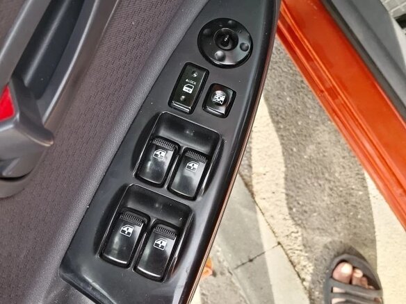 2010 Kia Rio II Рестайлинг, оранжевый, 570000 рублей - вид 12