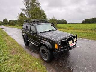 1995 Jeep Cherokee II (XJ), чёрный, 499000 рублей, вид 2