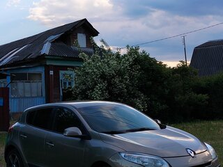 2011 Renault Megane III, бежевый, 650000 рублей, вид 3