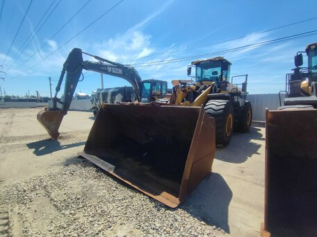 2022 LGCE L989F, жёлтый, 8927625 рублей, вид 2