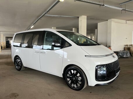 2025 Hyundai Staria I, белый, 8081000 рублей, вид 3