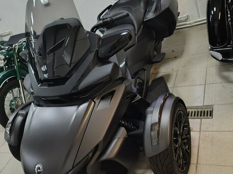 2023 BRP Can-Am Spyder, чёрный, 3800000 рублей, вид 2