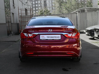 2011 Hyundai Sonata VI (YF), красный, 1050000 рублей, вид 5