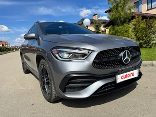 2020 Mercedes-Benz GLA 250 II (H247), серый, 2950000 рублей, вид 2