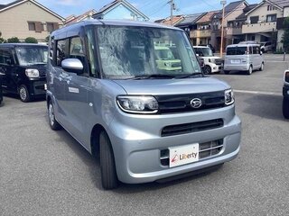 2023 Daihatsu Tanto IV, серебристый, 697009 рублей, вид 3