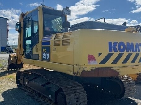 2021 Komatsu PC210, жёлтый, 12000000 рублей, вид 2