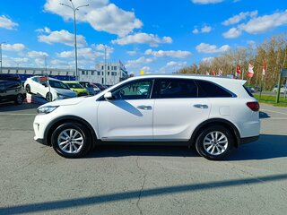 2019 Kia Sorento III Prime Рестайлинг, белый, 2619995 рублей, вид 4