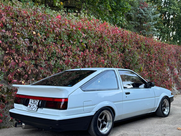 Купить б/у Toyota Sprinter Trueno IV (AE85/AE86) 1.6 MT (130 л.с ...