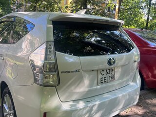 2014 Toyota Prius Alpha I (ZVW40/41), белый, 1100001 рублей, вид 3