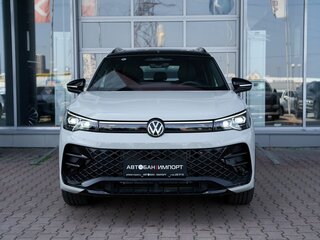 2026 Volkswagen Tiguan L Pro III (China Market), серый, 4999900 рублей, вид 5