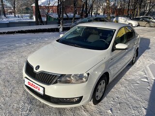 2018 Skoda Rapid I Рестайлинг, белый, 1200000 рублей, вид 3