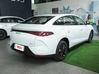 2026 BYD E7 57.6 kWh, белый, 2150000 рублей, вид 5