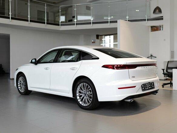 2024 Bestune B70 I Рестайлинг, белый, 2844000 рублей - вид 5