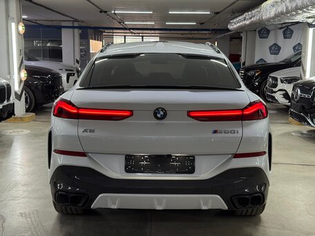 2025 BMW X6 M60i III (G06) Рестайлинг, белый, 16300000 рублей, вид 3