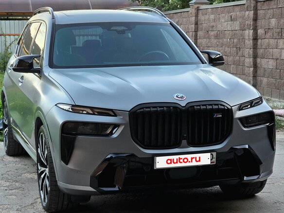 2022 BMW X7 M60i I (G07) Рестайлинг, серый, 15800000 рублей