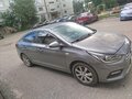 2018 Hyundai Solaris II, серый, 825000 рублей - вид 2