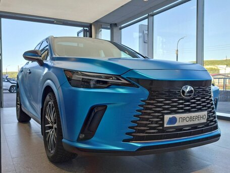 Lexus RX V