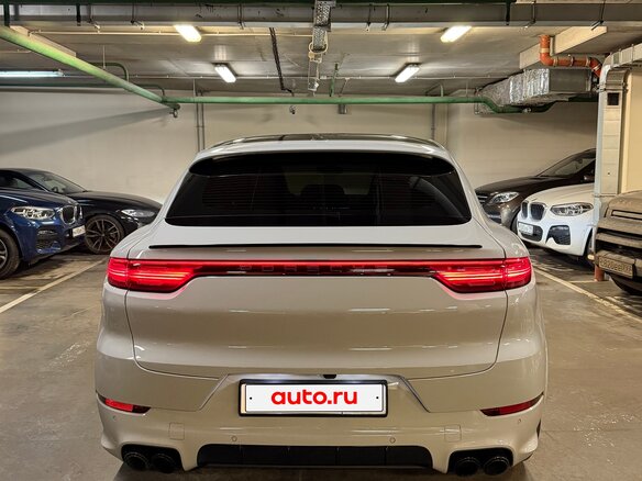 2020 Porsche Cayenne Coupé III, серый, 7000000 рублей - вид 3