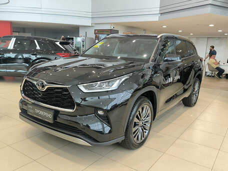 Toyota Highlander IV (XU70)