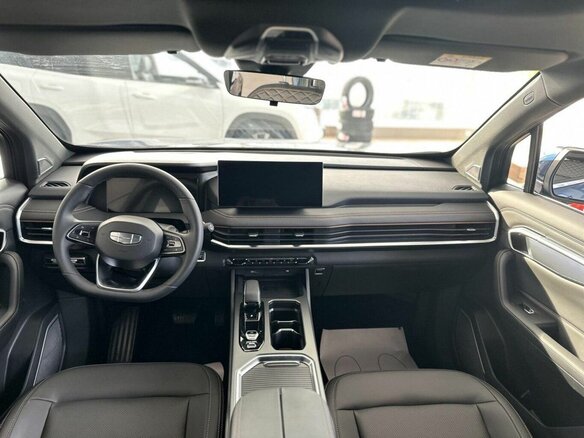 2026 Geely Okavango I Рестайлинг, синий - вид 4