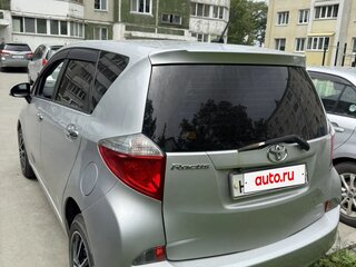 2012 Toyota Ractis II, серый, 700000 рублей, вид 3