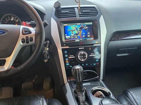 2011 Ford Explorer V, коричневый, вид 5