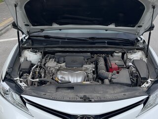 2020 Toyota Camry VIII (XV70), белый, 3000000 рублей, вид 4