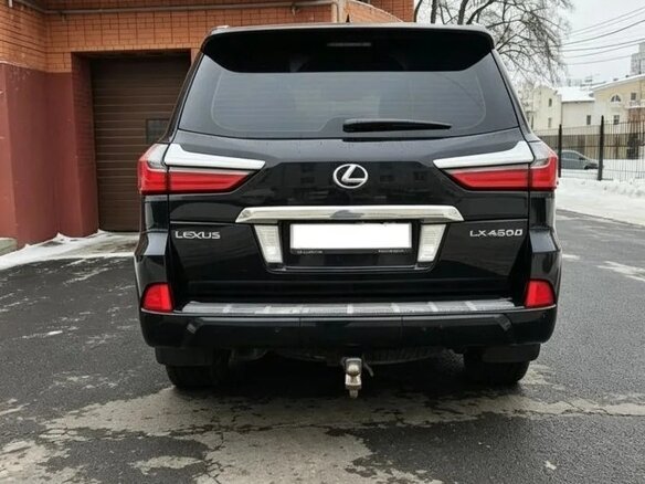 2016 Lexus LX 450d III Рестайлинг 2, чёрный, 5900000 рублей - вид 4