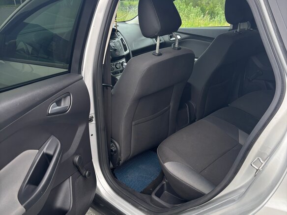 2012 Ford Focus III, серебристый, 700000 рублей - вид 16