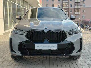 2025 BMW X6 40i III (G06) Рестайлинг, серый, 13000000 рублей, вид 2