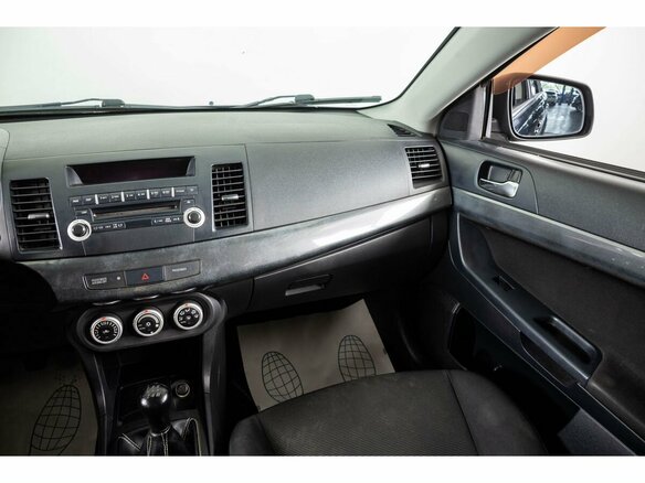 2007 Mitsubishi Lancer X, чёрный - вид 12