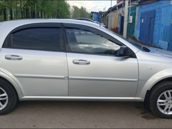 2011 Chevrolet Lacetti I, серебристый, 500000 рублей - вид 2