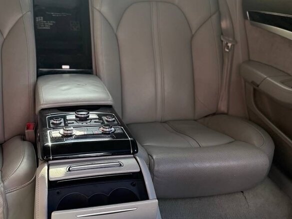 2013 Audi A8 Long III (D4), синий, 2300000 рублей - вид 13