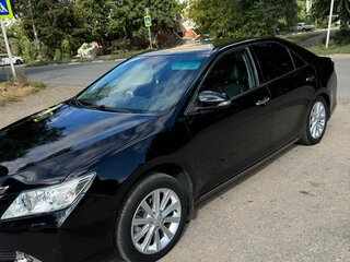 2014 Toyota Camry VII (XV50), чёрный, 1650000 рублей, вид 3