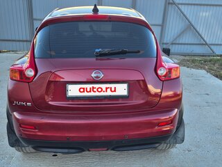 2011 Nissan Juke I, красный, 900000 рублей, вид 5