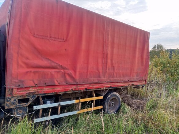 2005 JAC HFC 1040K, красный, 400000 рублей - вид 2