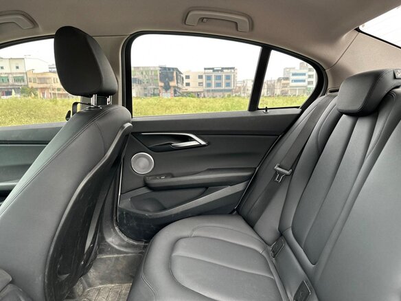 2022 BMW 1 серии 120i III (F52) Рестайлинг, белый, 1540000 рублей - вид 9