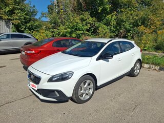 2013 Volvo V40 II, белый, 1695000 рублей, вид 1