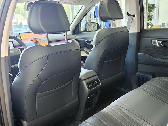 2026 Geely EX5 Гибрид EM-i, серый - вид 28