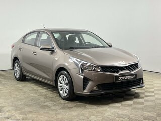 2021 Kia Rio IV Рестайлинг, серый, 1675000 рублей, вид 1