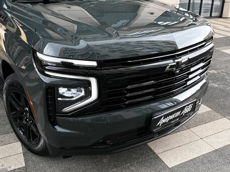 2025 Chevrolet Tahoe V Рестайлинг, серый, 12490000 рублей, вид 3